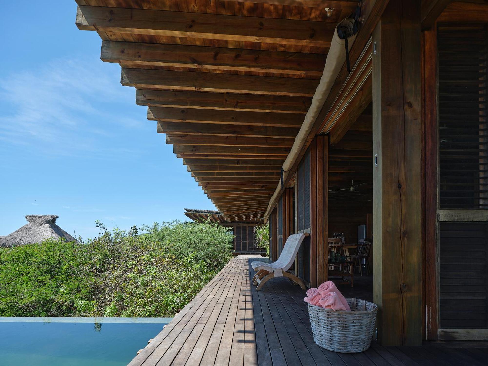 Punta Pajaros Hotel ปูแอร์โตเอสกอนดิโด ภายนอก รูปภาพ